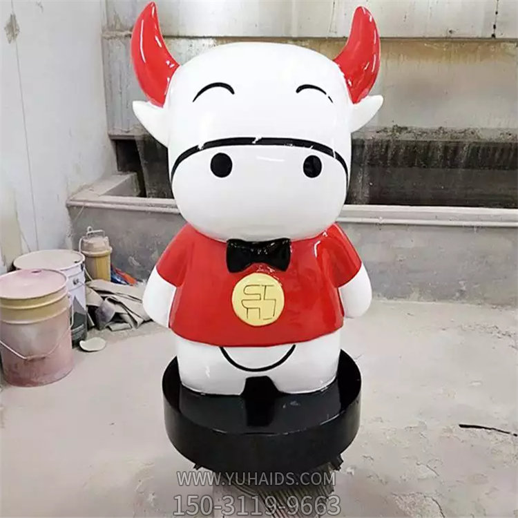 红色的小牛，玻璃钢卡通牛博鱼网页版