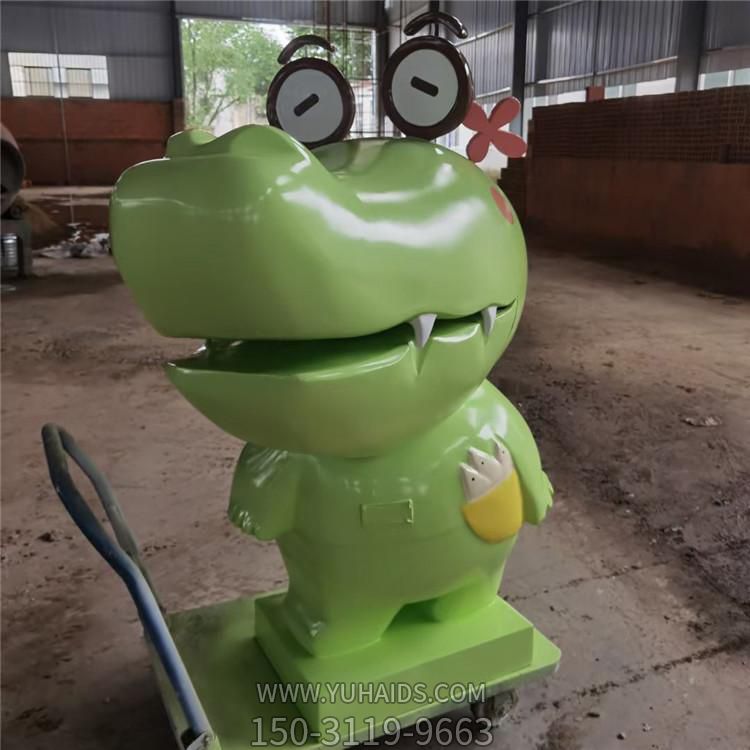 游乐园玻璃卡通鳄鱼摆件博鱼网页版