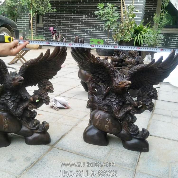 商场摆放个性玻璃钢老鹰博鱼网页版