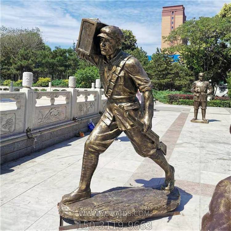 公园摆放玻璃钢仿铜红色主题军人博鱼网页版