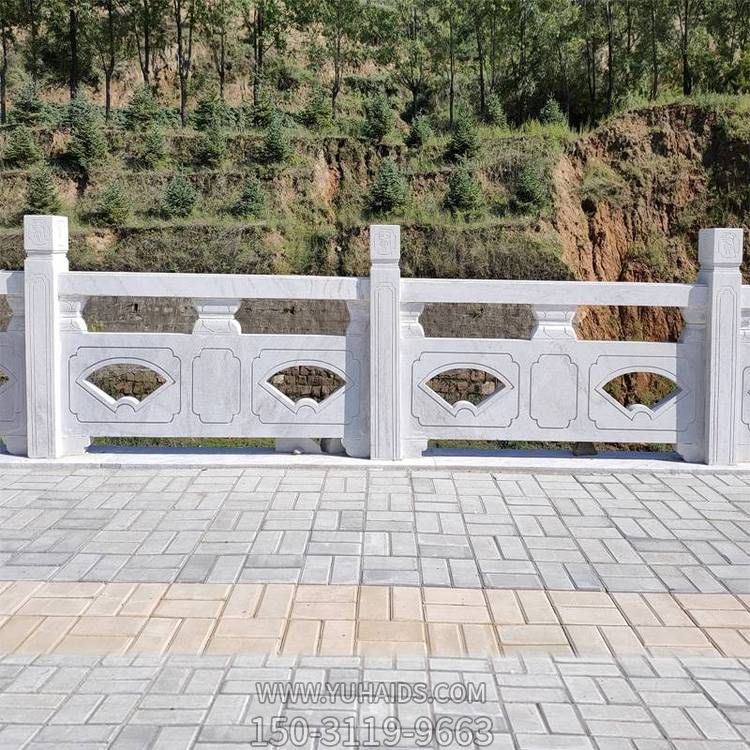 景区河道装饰青石雕刻扇形防护栏杆博鱼网页版