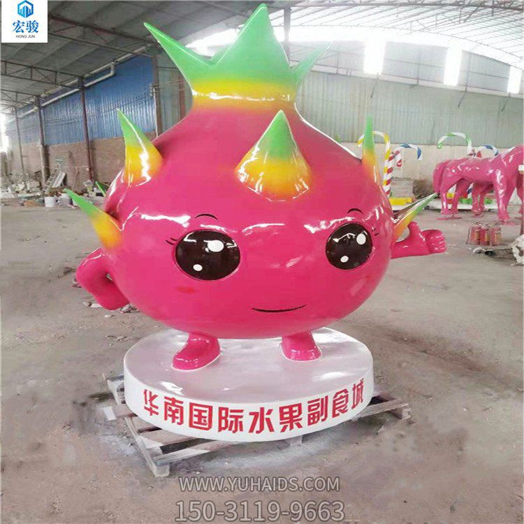 广场草地摆放玻璃钢水果主题卡通博鱼网页版