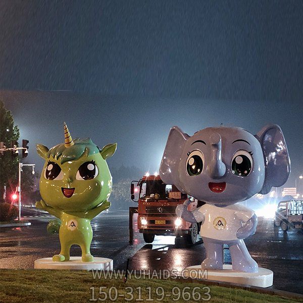 广场草地摆放玻璃钢卡通吉祥物博鱼网页版