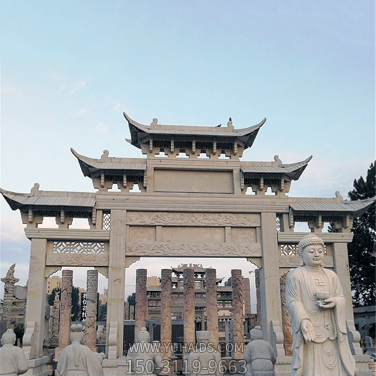 园林景区摆放三门仿古建筑石雕牌坊博鱼网页版