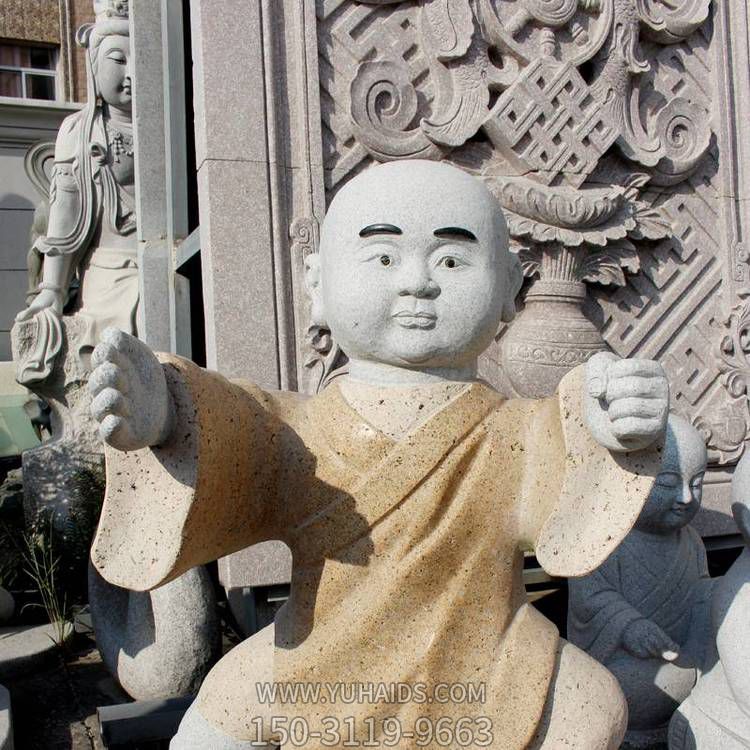 寺庙摆放砂岩雕刻小和尚练功雕像博鱼网页版