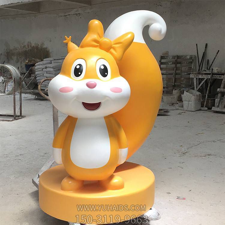玻璃钢卡通松鼠博鱼网页版园林商场摆件