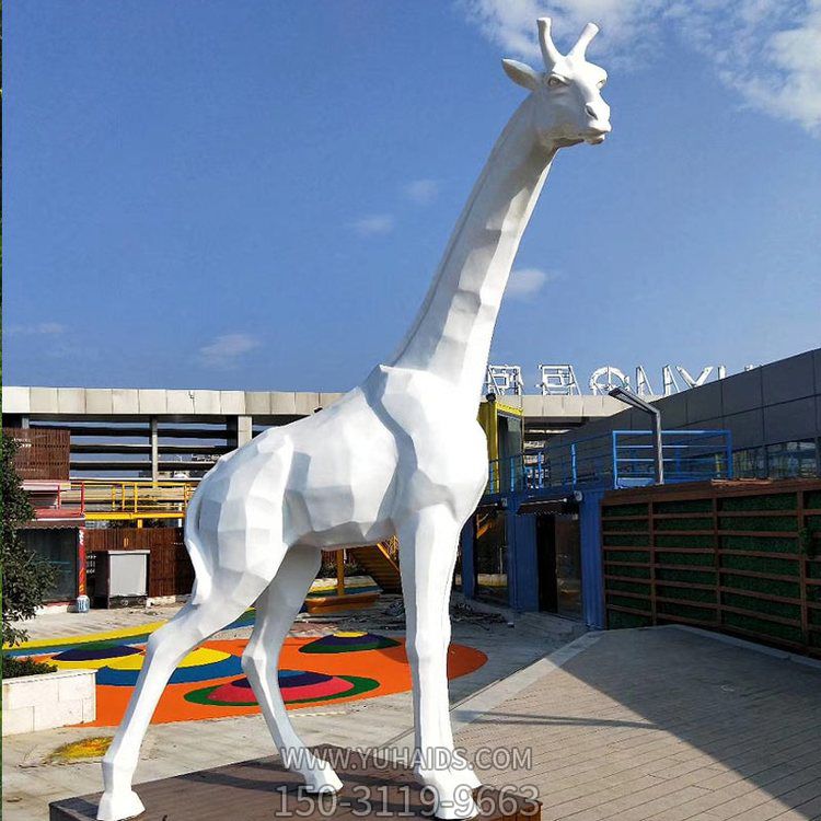 动物园景区玻璃钢抽象大型长颈鹿博鱼网页版