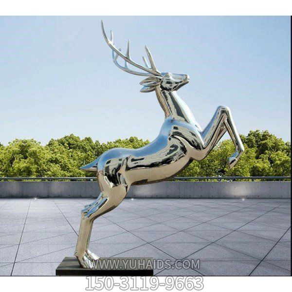 不锈钢镜面户外跳跃的梅花鹿博鱼网页版