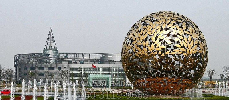 广场创意树叶飘落不锈钢镂空球博鱼网页版
