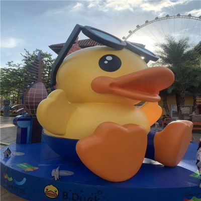 水上乐园玻璃钢卡通小黄鸭博鱼网页版