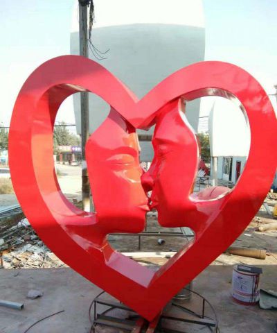 公园广场玻璃钢亲亲爱心博鱼网页版