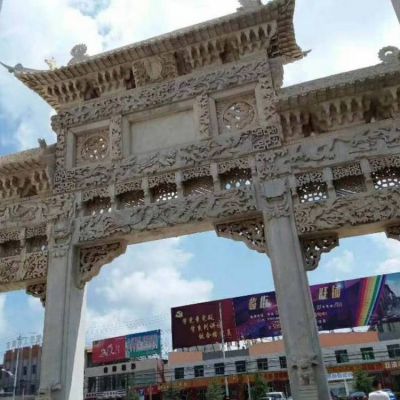 城市道口摆放大理石浮雕仿古建筑花纹三门石牌坊