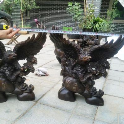 商场摆放个性玻璃钢老鹰博鱼网页版