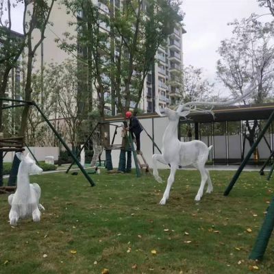 小区园林草地摆放不锈钢梅花鹿景观小品博鱼网页版