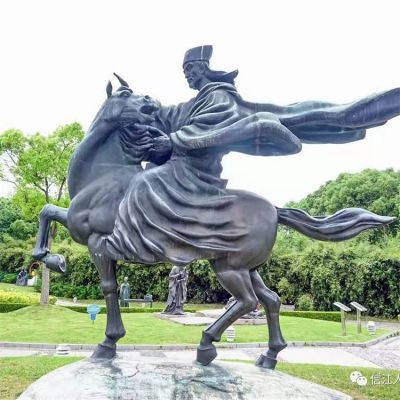 广场创意玻璃钢仿铜古代骑马的人物博鱼网页版