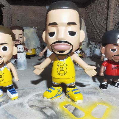 玻璃钢卡通篮球明星人物博鱼网页版