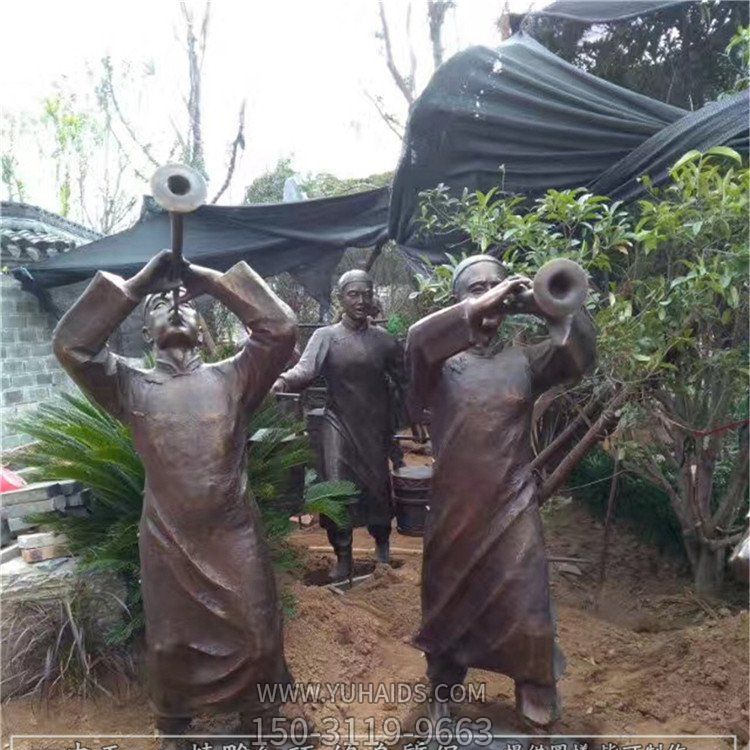 步行街广场铸铜民俗人物博鱼网页版