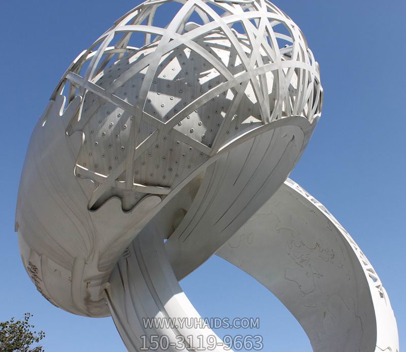 城市花园广场镂空创意不锈钢戒指博鱼网页版