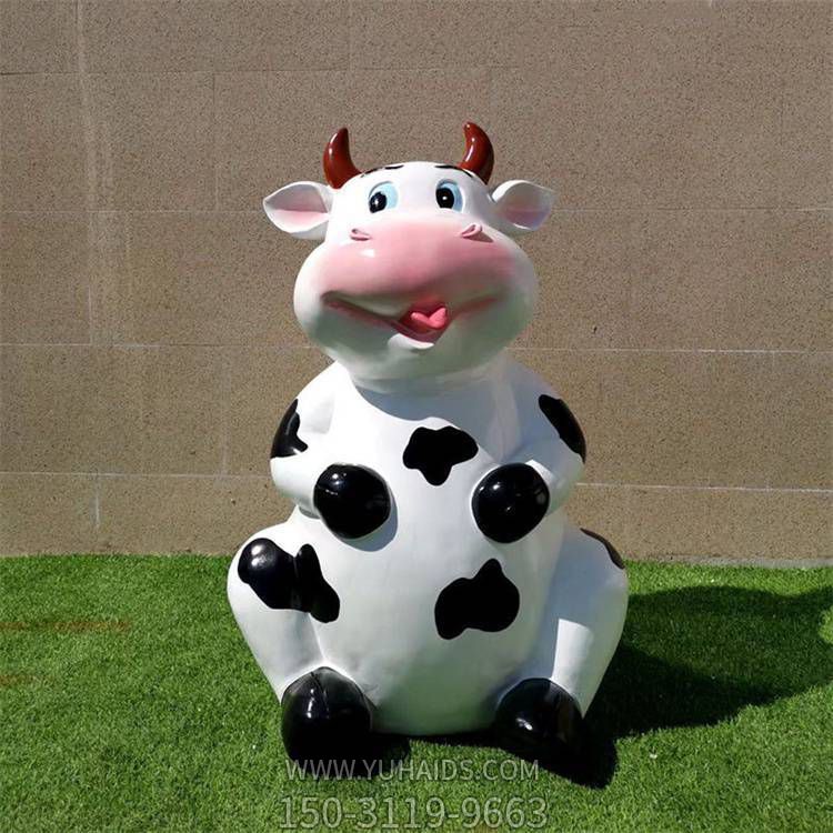 农场摆放玻璃钢仿真卡通奶牛博鱼网页版