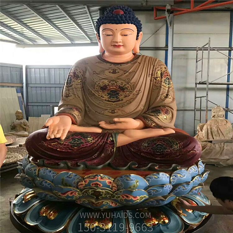 寺庙玻璃钢彩绘坐着莲花上的三宝佛博鱼网页版