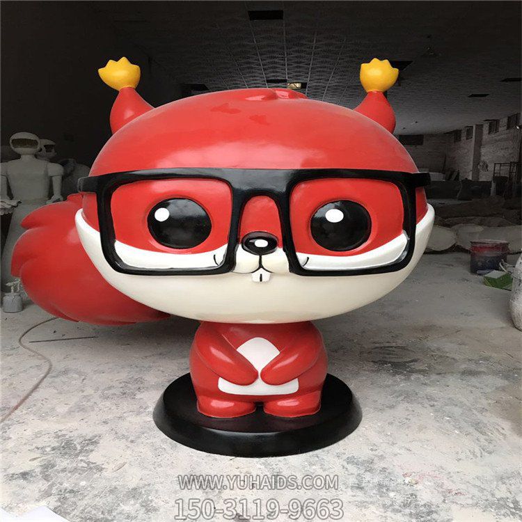 商场游乐园玻璃钢卡通松鼠博鱼网页版