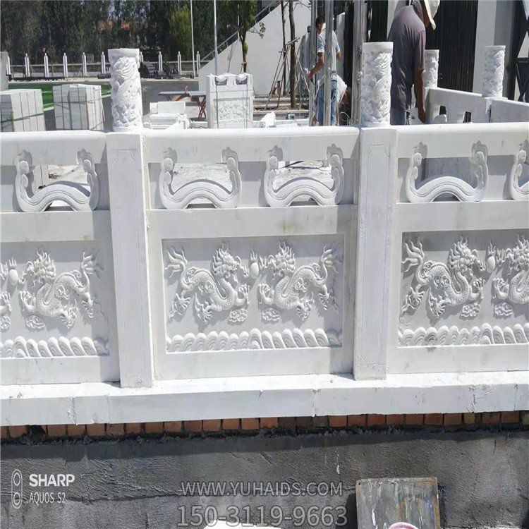 石雕汉白玉寺庙景区围栏河道石拱桥栏板雕花摆件博鱼网页版