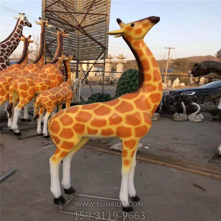 玻璃钢仿真动物长颈鹿公园景观博鱼网页版