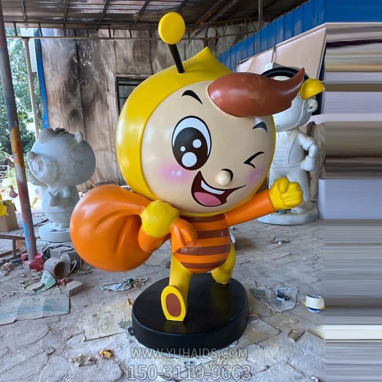 幼儿园摆放玻璃钢彩绘卡通蜜蜂小品博鱼网页版