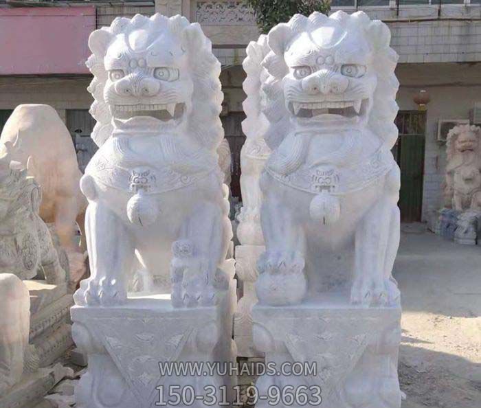 祠堂汉白玉石雕一对看大门口的镇宅狮子博鱼网页版