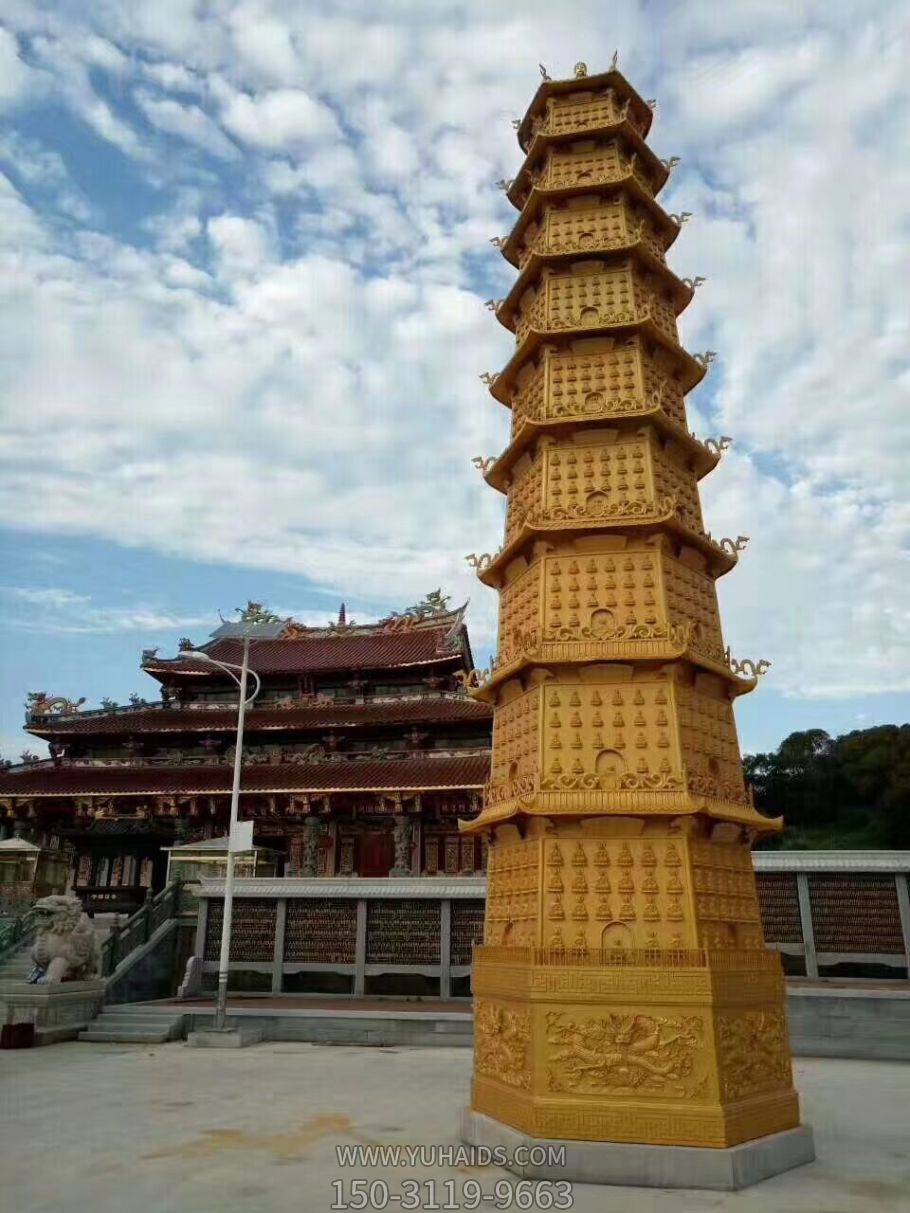 园林景区铸铁千佛塔漆金浮雕博鱼网页版