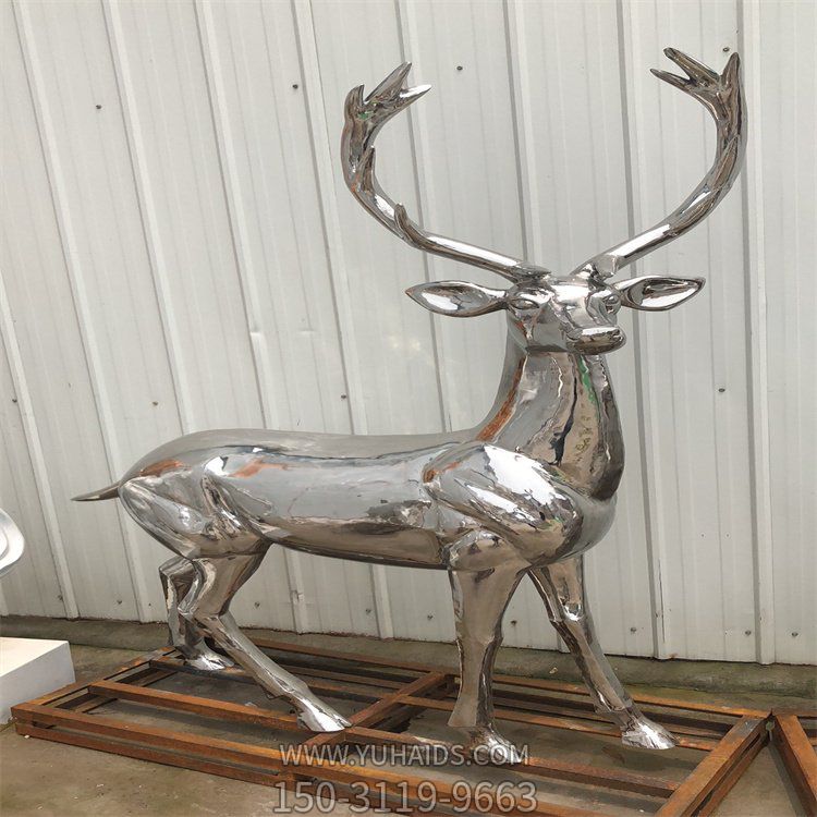 广场园林户外草地不锈钢镜面鹿摆件博鱼网页版