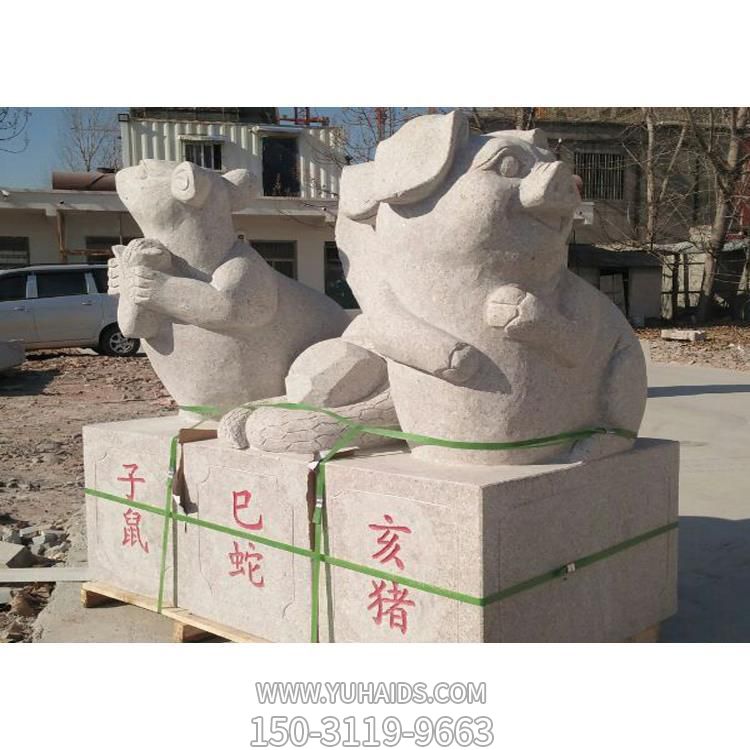 广场户外摆放石雕砂岩雕刻十二生肖动物景观博鱼网页版