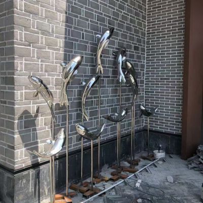 喷泉水景不锈钢镜面抽象鱼博鱼网页版