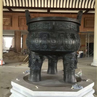 寺院景点摆放青铜铸造圆形司母戊鼎