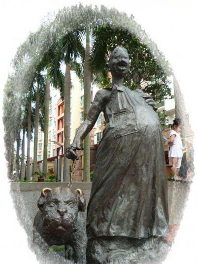 户外街道不锈钢孕妇拉着狗博鱼网页版