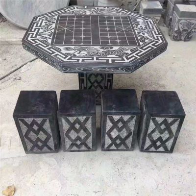 公园摆放青石雕刻下象棋棋盘石桌方凳