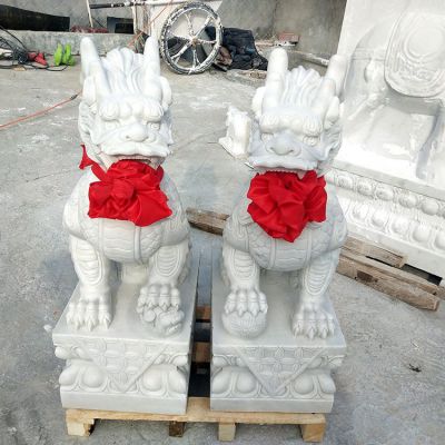 大理石石雕庭院门口一对狮子