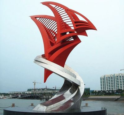 景区海滨广场摆放切面喷漆帆船不锈钢博鱼网页版