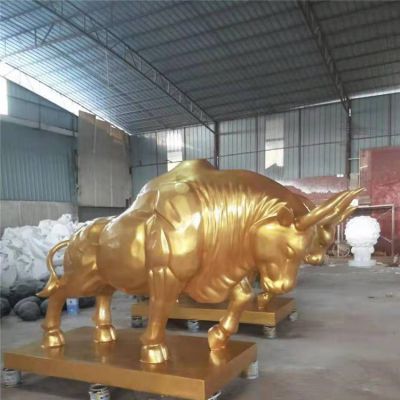 广场摆放玻璃钢漆金华尔街牛动物博鱼网页版