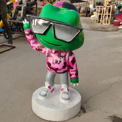 街道玻璃钢招手的青蛙博鱼网页版