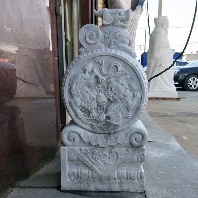 公园景区摆放汉白玉门墩仿古雕刻
