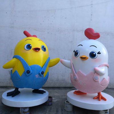 公园商场摆放的手拉手玻璃钢卡通鸡博鱼网页版