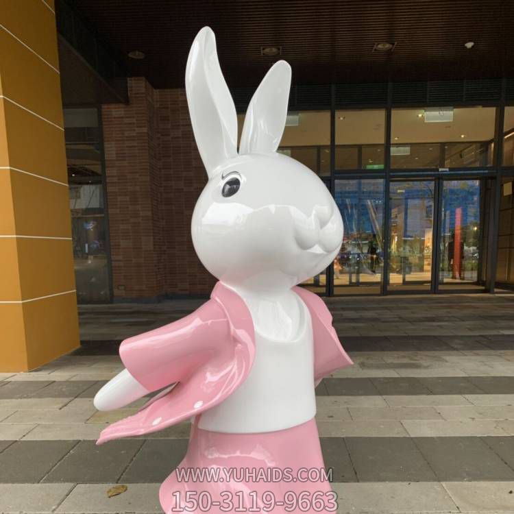 玻璃钢彩绘卡通兔子博鱼网页版