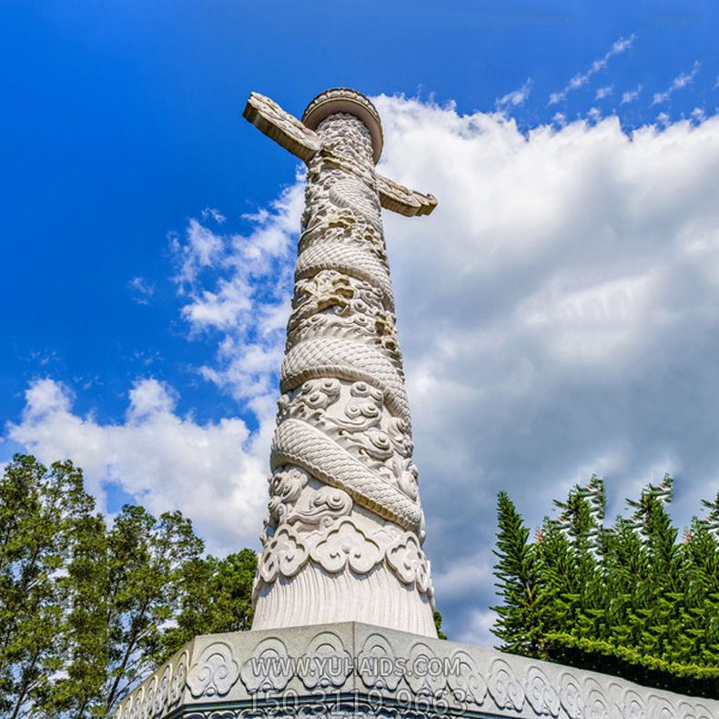 景区广场摆放华表龙纹石柱博鱼网页版