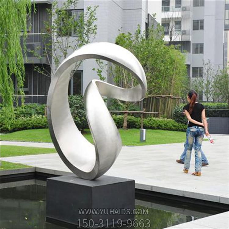 广场不锈钢几何抽象景观博鱼网页版