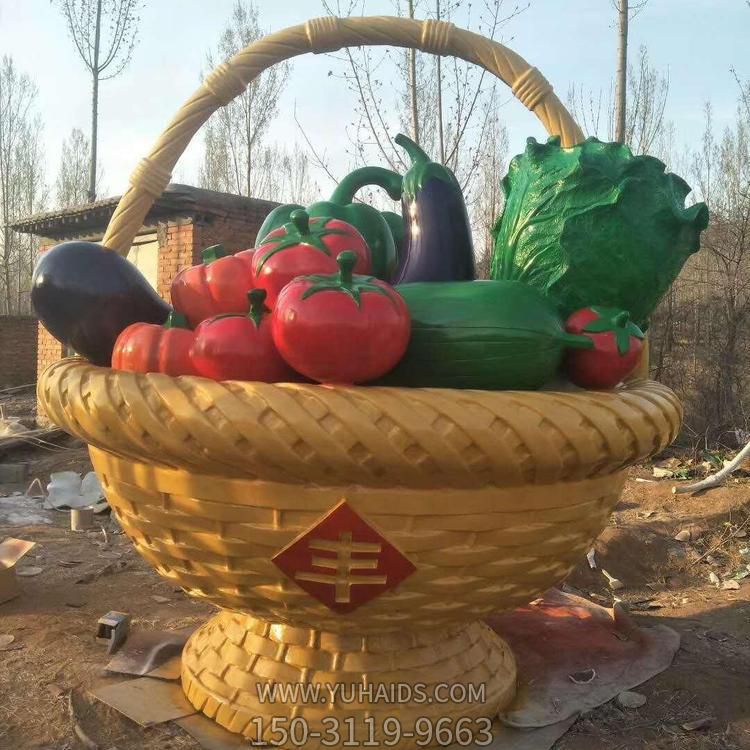 广场摆放大型玻璃钢和丰收蔬菜篮博鱼网页版
