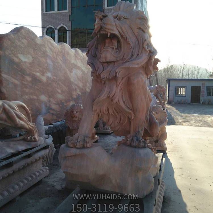 酒店门口晚霞红雕刻欧式狮子摆件博鱼网页版