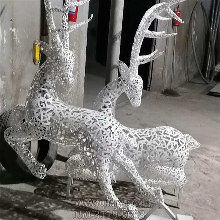 房产户外草坪摆放不锈钢镂空梅花鹿博鱼网页版