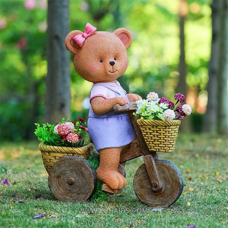 玻璃钢卡通园林骑车的小熊博鱼网页版