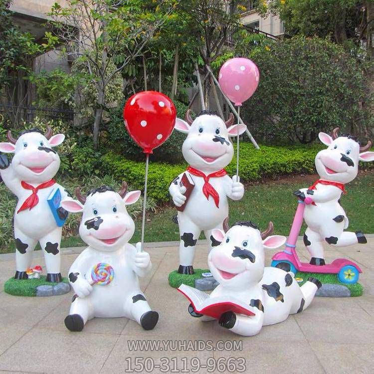 园林幼儿园玻璃钢卡通小牛摆件博鱼网页版